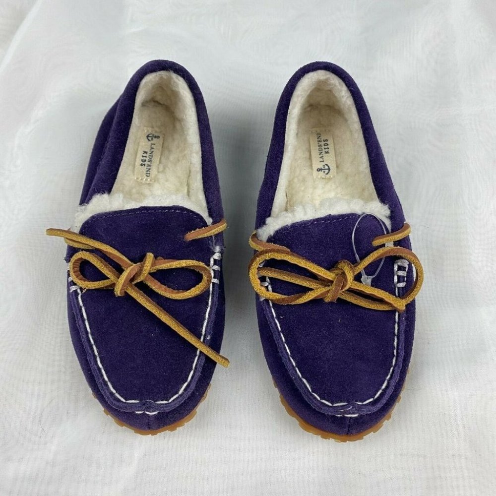Lands' End Youth Suede Purple Moccasin Slipper Size 10 NWOT